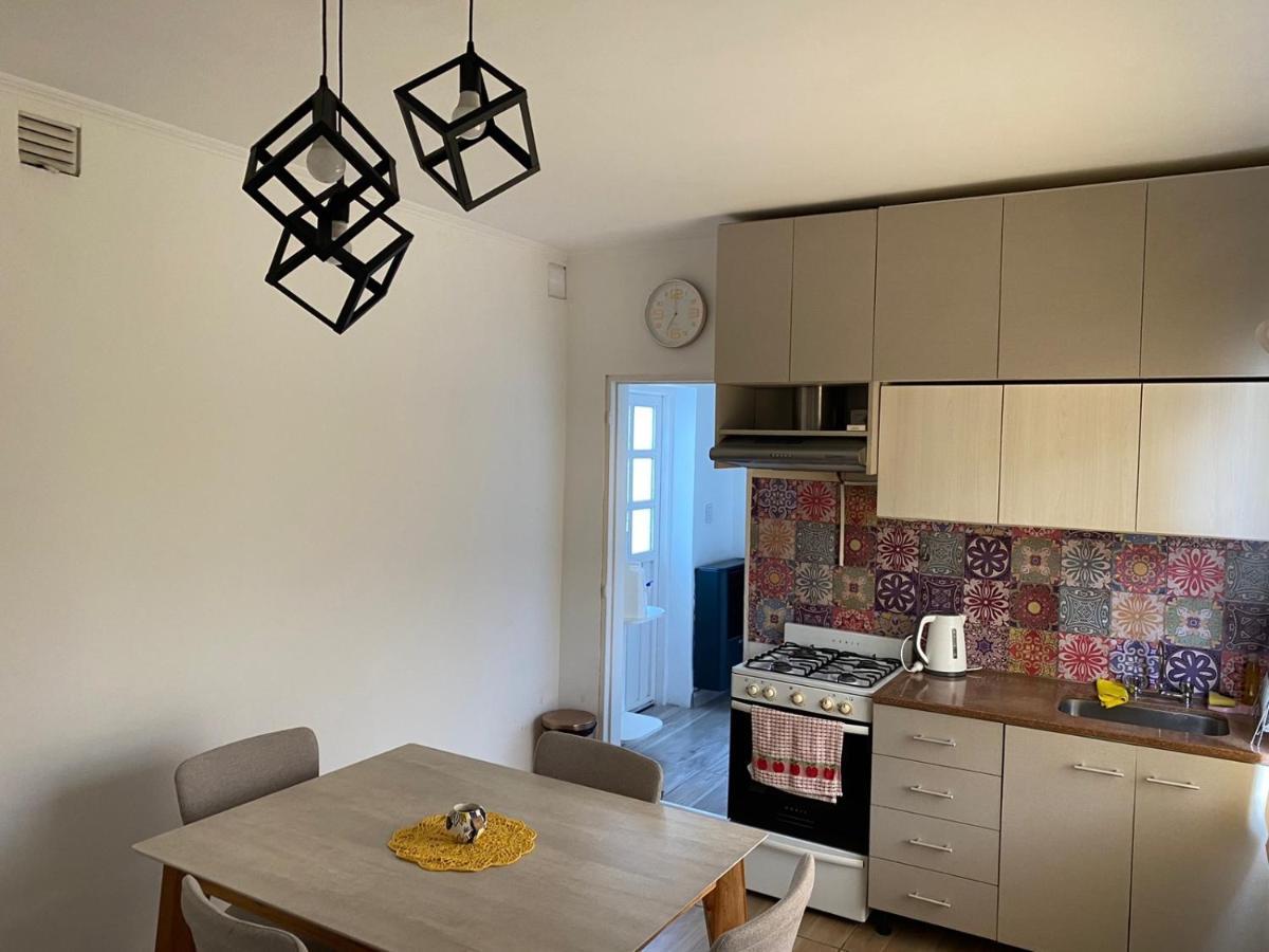 Apartamento Centrico, Moderno Y Tranquilo Caleta Olivia Exterior foto